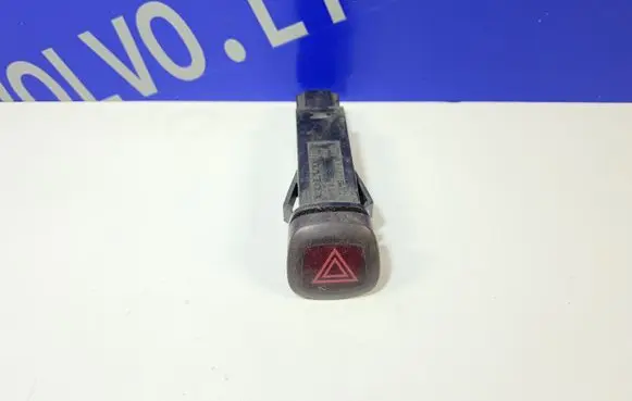 Volvo V70 Hazard light switch 9168302