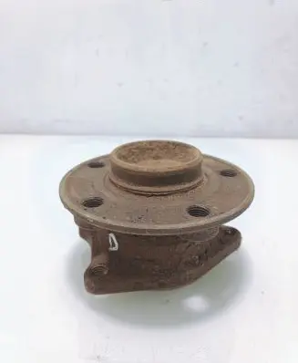 Volvo S60 Rear wheel hub