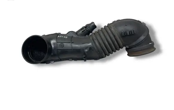 BMW 3 E90 E91 Air intake hose/pipe 7804846 58650910