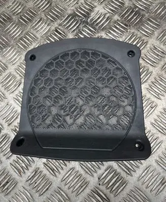 BMW 3 G20 G21 Subwoofer grill/trim 2622658 43040751462