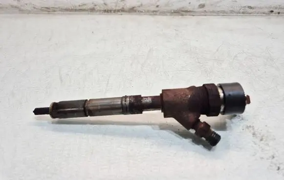 Toyota Corolla E140 E150 Fuel injector 2367033040