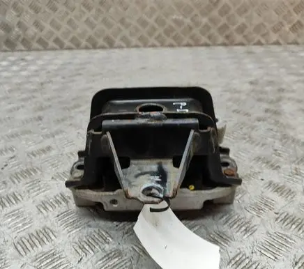 Mitsubishi Outlander Engine mount bracket 1091A247
