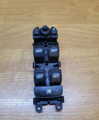 Volvo S80 Electric window control switch 30773269 03454200