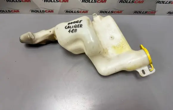 Dodge Caliber Windshield washer fluid reservoir/tank 05303789