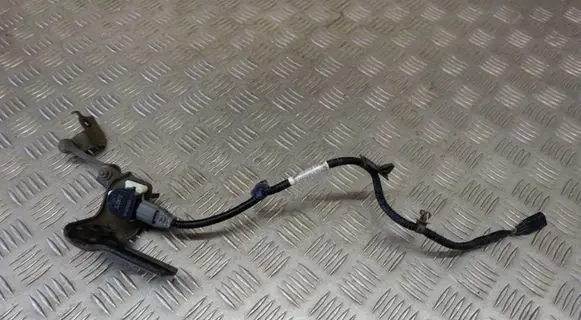 Honda CR-V Air suspension front height level sensor 33210T0AJ000