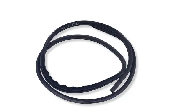 Suzuki SX4 Front door rubber seal 