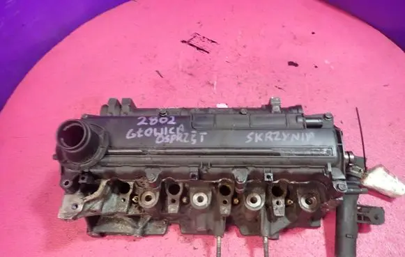 Renault Megane II Engine head 