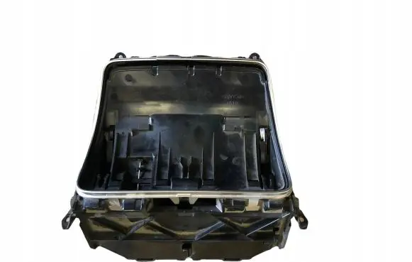 Mercedes-Benz C W205 12 V Socket (front) A2056801005