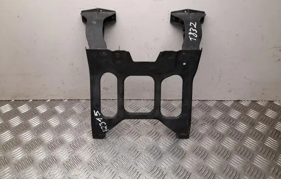 Mercedes-Benz Vito Viano W447 Radiator support slam panel bracket A4478801003