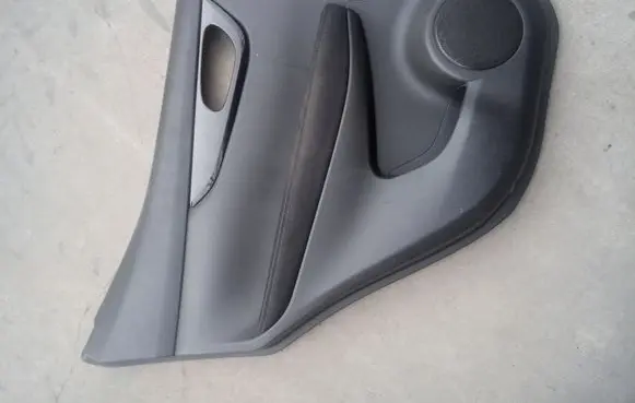 Nissan Qashqai Rear door card panel trim