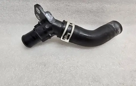 Toyota C-HR I Engine coolant pipe/hose 924153