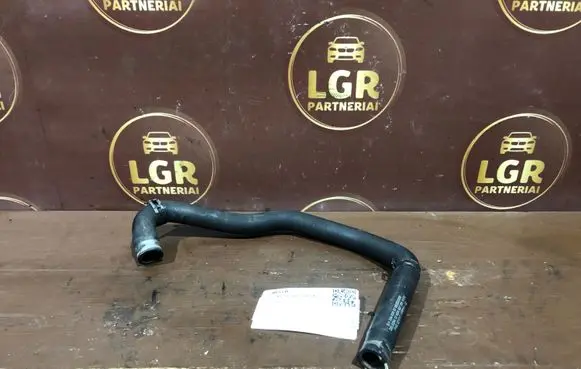 Mercedes-Benz C W204 Engine coolant pipe/hose A2048305796