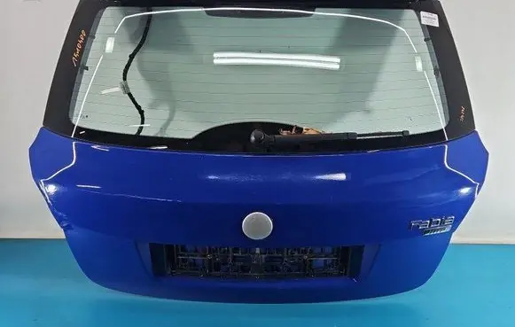 Tailgate/trunk/boot lid