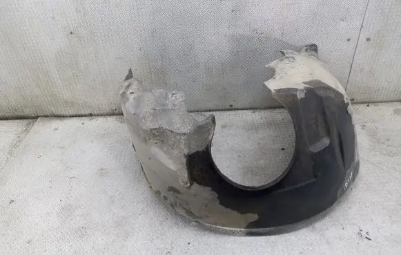 Ford Mondeo Mk III Front wheel arch liner splash guards