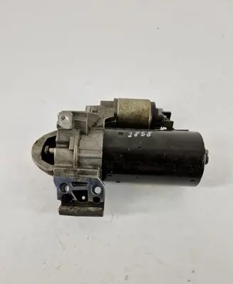 BMW 1 F20 F21 Starter motor 1005841209