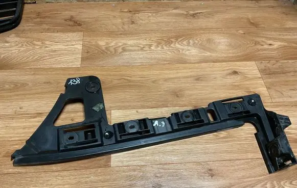 Volkswagen PASSAT B6 Rear bumper mounting bracket 3C9807393