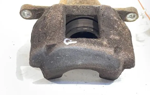 Toyota Auris E180 Front brake caliper 