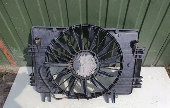 Tesla Model X Electric radiator cooling fan 104850000F