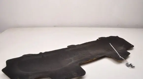 Citroen DS3 Engine bonnet/hood sound/heat insulation 