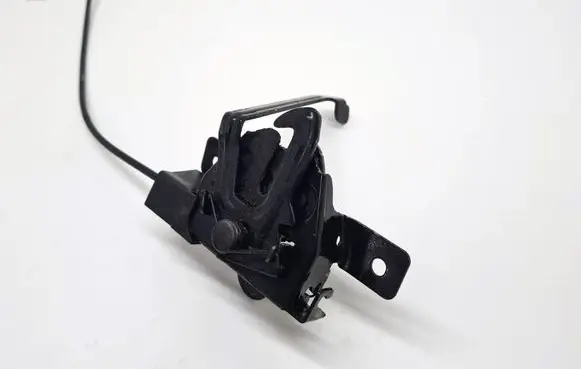 Hyundai i20 (PB PBT) Engine bonnet (hood) release handle 