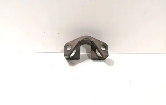 BMW 7 E65 E66 Fuel Injector clamp holder