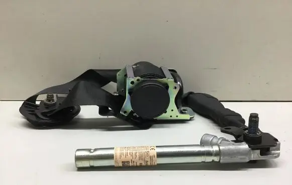 Hyundai Tucson TL Front seatbelt 88841D7000TRY 88820D7200TRY 635291500B