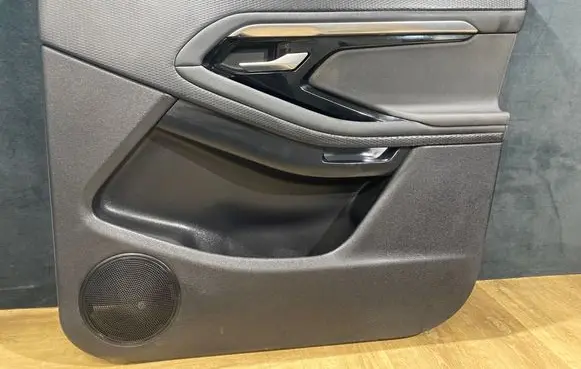 Land Rover Range Rover Evoque L551 Front door card panel trim