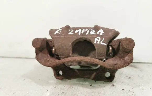 Opel Zafira A Rear brake caliper