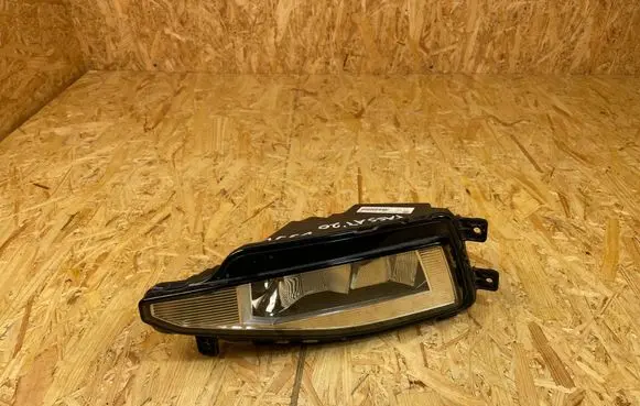 Volkswagen PASSAT B7 Front fog light 3G0941699