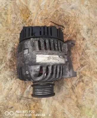 Audi A4 S4 B5 8D Generator/alternator 058903016E