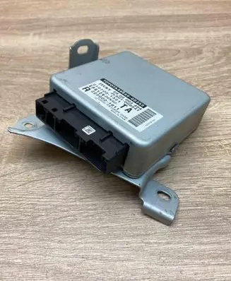 Toyota Yaris Power steering control unit/module 896500D255 2107001321