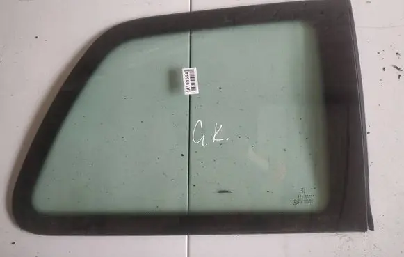 Peugeot 307 Rear side window AS2