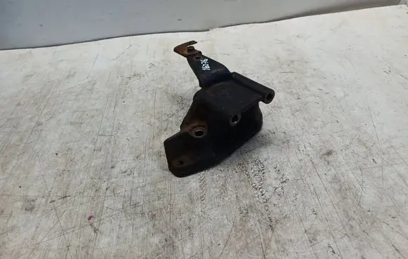 Mitsubishi Outlander Power steering pump mounting bracket 283201496