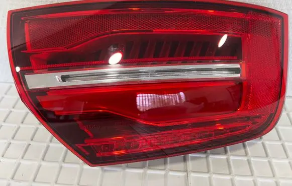 Rear/tail lights