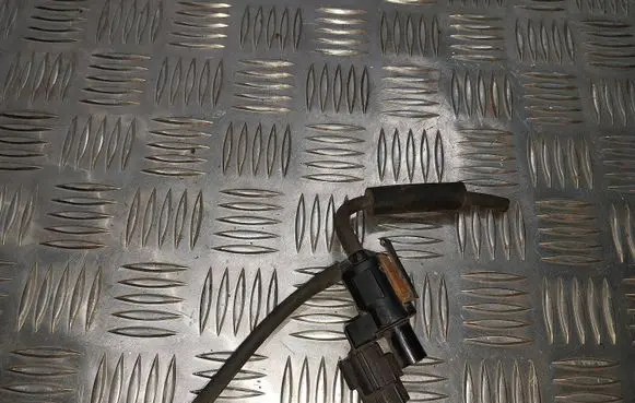 Mitsubishi Pajero Turbo solenoid valve