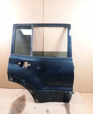 Mitsubishi Pajero Rear door