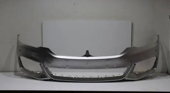 BMW 5 G30 G31 Front bumper 8064928 5111 72758411