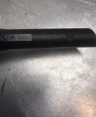 Peugeot 508 Oil fill pipe 9685411480