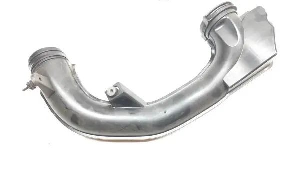 Volvo XC40 Intercooler hose/pipe 32222139 8888778231