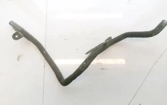 Volkswagen PASSAT B6 Engine coolant pipe/hose