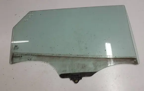 Hyundai Tucson TL Rear windscreen/windshield window 