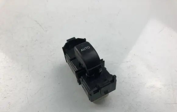 Lexus RX 450H Other switches/knobs/shifts 8403048070