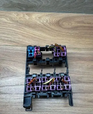 Volkswagen Caddy Fuse box set 1T1937503A