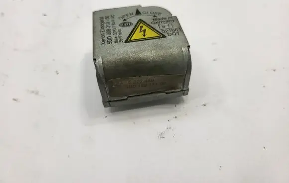 BMW X5 E53 Headlight ballast module Xenon 5DD00831950