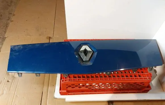 Renault Kangoo II Front bumper 8200499017 2000346 X610530