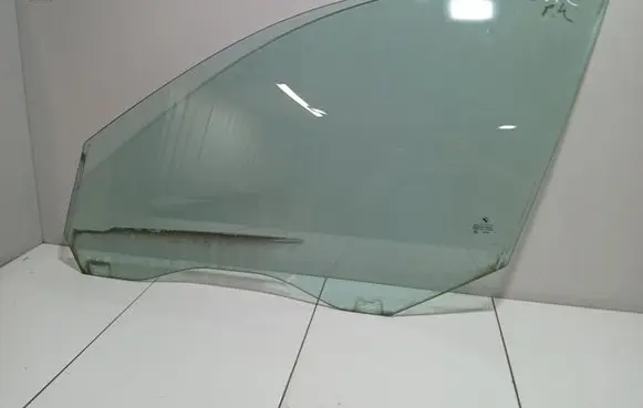 BMW 5 E60 E61 Front door window glass four-door 43R00050