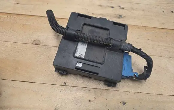 Opel Insignia A Suspension control unit/module 002485000185