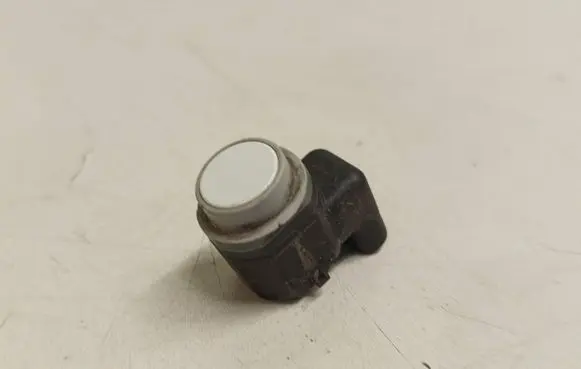 Audi A4 S4 B8 8K Rear parking sensor holder (PDC) 1S0919275A 2507122010