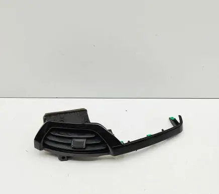 Isuzu D-Max Dashboard air vent grill cover trim 8974656094