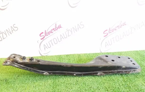 Toyota Corolla Verso E121 Front subframe